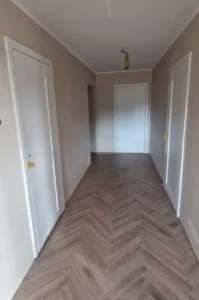 Realizacja drzwi białe w środku Energodesign w Kaliszu