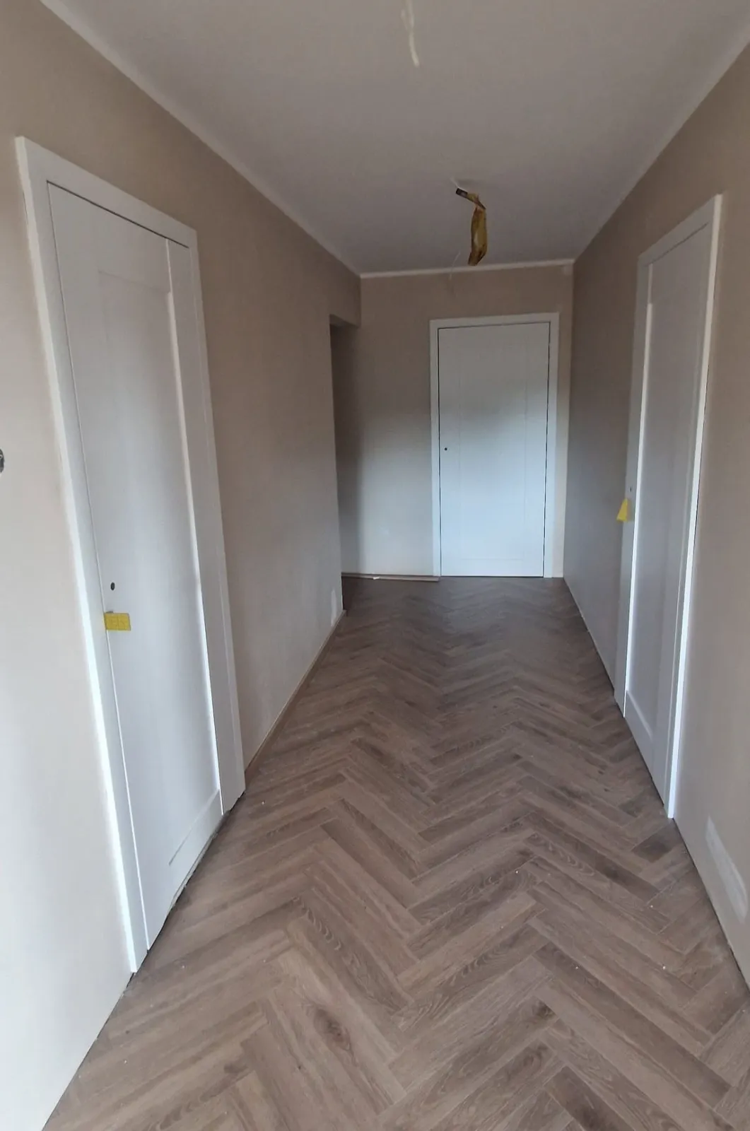 Realizacja drzwi białe w środku Energodesign w Kaliszu